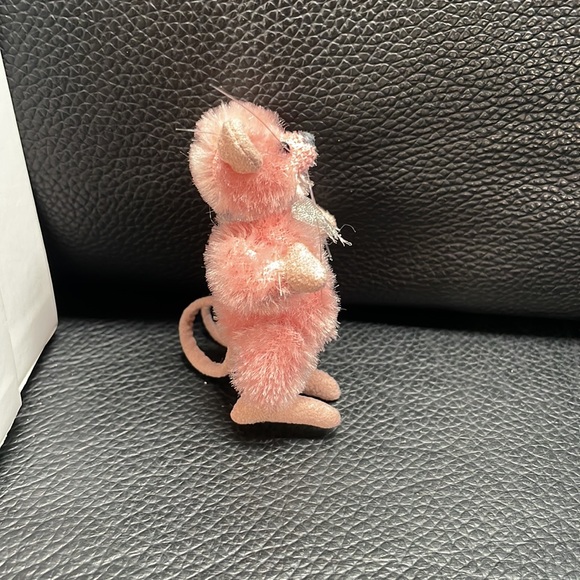 Signed and Numbered Deb Canham “Sugar” Mouse Figurine - Picture 5 of 11